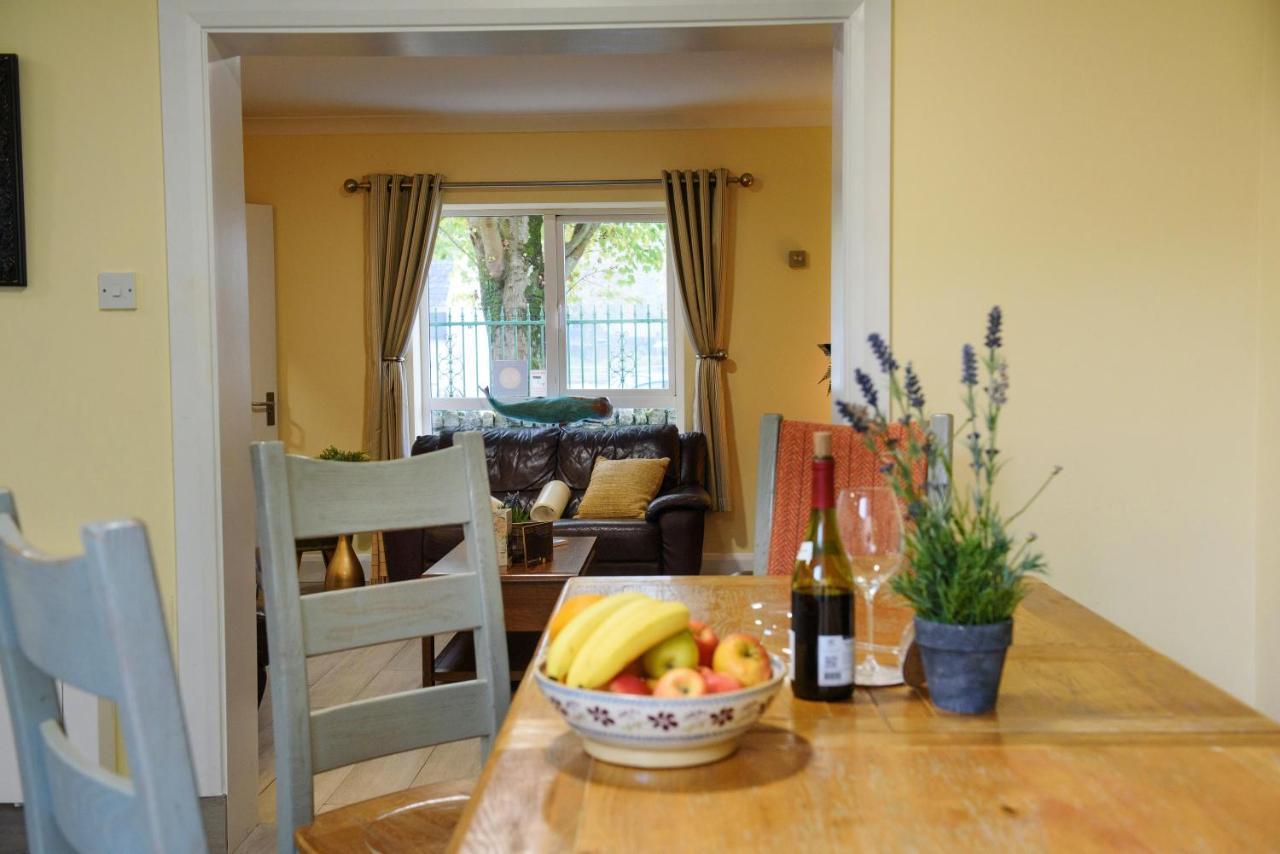Waterfront Self Catering Houses Carrick on Shannon المظهر الخارجي الصورة