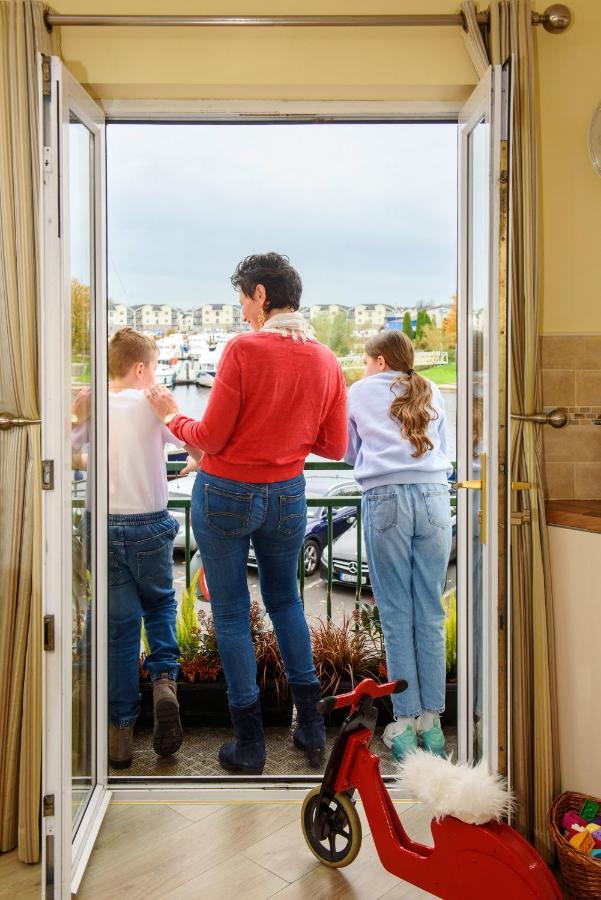 Waterfront Self Catering Houses Carrick on Shannon المظهر الخارجي الصورة