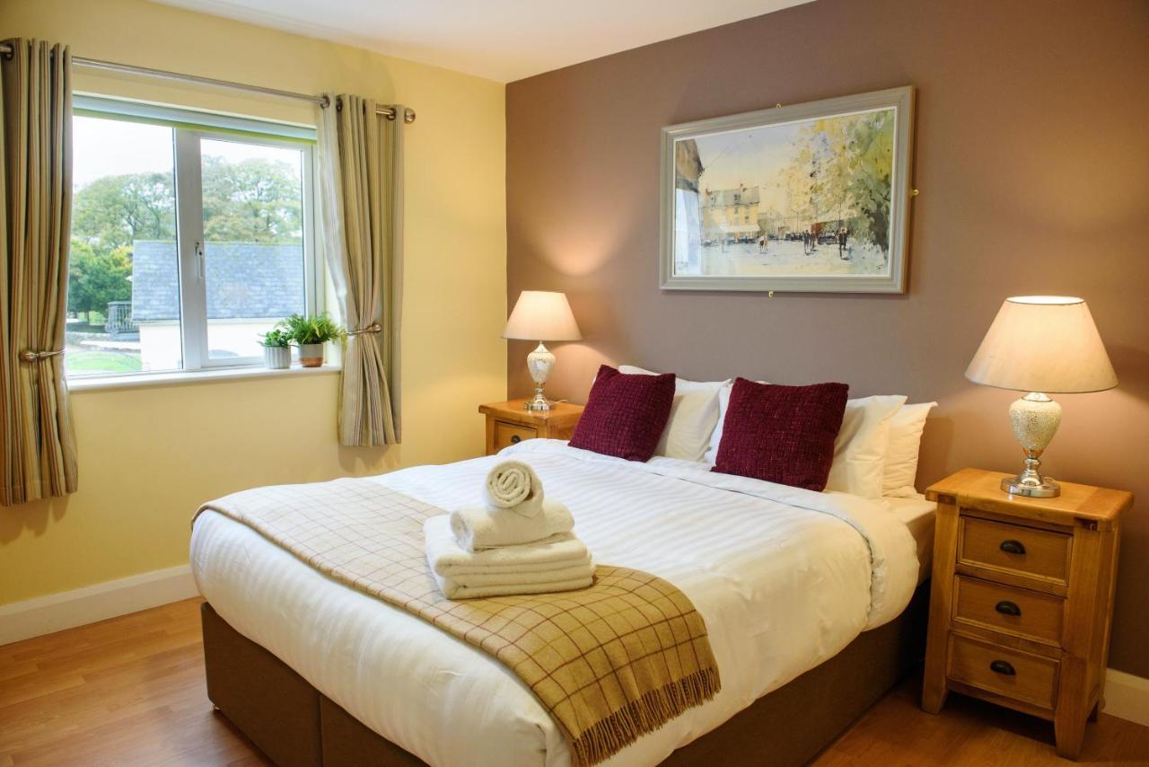 Waterfront Self Catering Houses Carrick on Shannon المظهر الخارجي الصورة