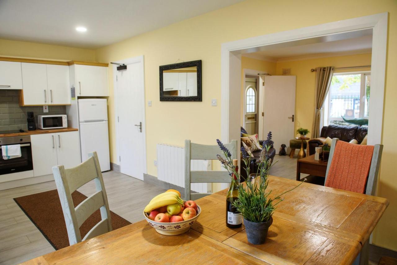 Waterfront Self Catering Houses Carrick on Shannon المظهر الخارجي الصورة