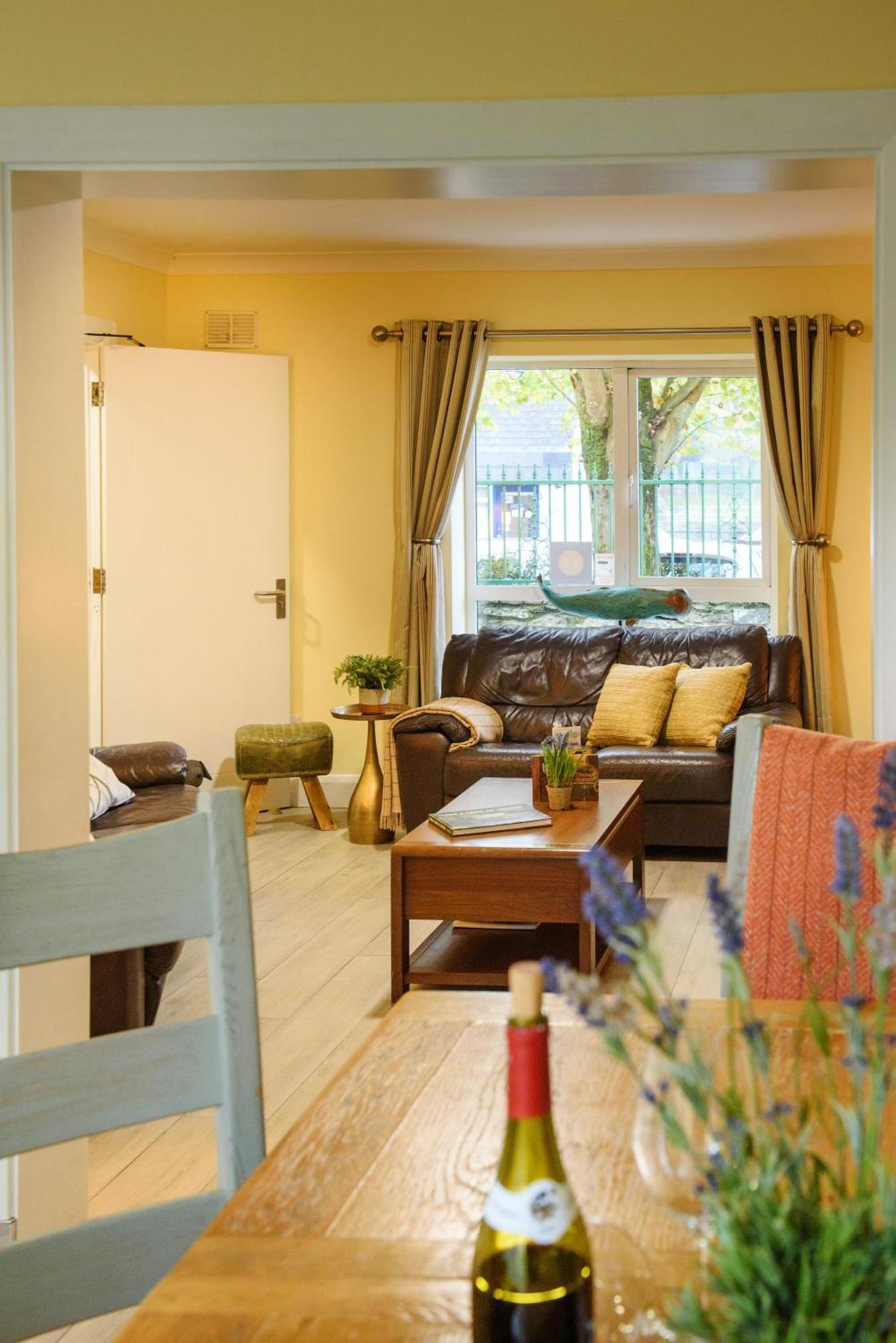 Waterfront Self Catering Houses Carrick on Shannon المظهر الخارجي الصورة
