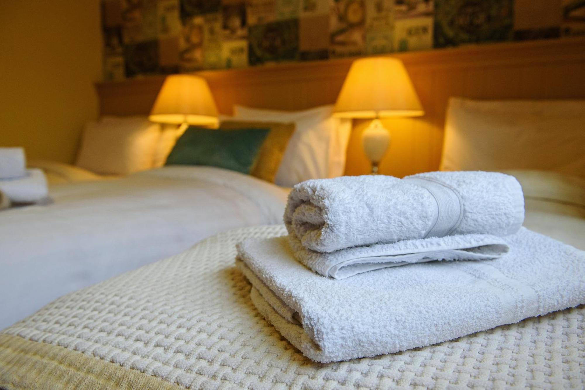 Waterfront Self Catering Houses Carrick on Shannon المظهر الخارجي الصورة